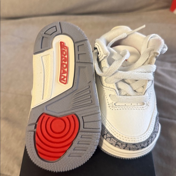 Baby Jordan 3 - Picture 4 of 4